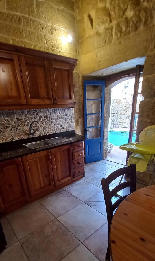 Ta Lucia Farmhouse With Private Pool And Bbq Villa Santa Lucija  Exterior photo