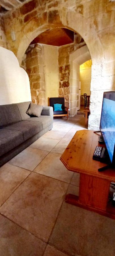 Ta Lucia Farmhouse With Private Pool And Bbq Villa Santa Lucija  Exterior photo